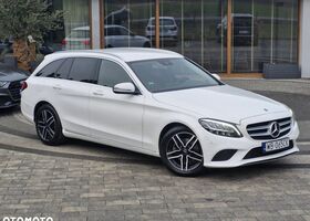 Мерседес Ц-Класс 2020 в Европе на Automoto.ua Белый Мерседес Ц-Класс, объемом двигателя 1 л и пробегом 130 тыс. км за 79900 $, фото 20 на Automoto.ua
