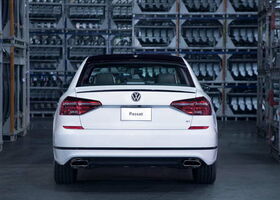 Volkswagen Passat 2018 на тест-драйве, фото 7