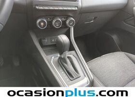 Міцубісі АСХ 2024 у Європі на Automoto.ua Білий Міцубісі АСХ, об'ємом двигуна 1.6 л та пробігом 13 тис. км за 28582 $, фото 3 на Automoto.ua