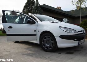 Пежо 206, об'ємом двигуна 1.36 л та пробігом 180 тис. км за 1620 $, фото 2 на Automoto.ua