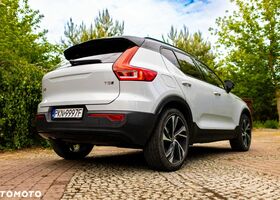 Вольво XC40, объемом двигателя 1.97 л и пробегом 47 тыс. км за 30022 $, фото 4 на Automoto.ua