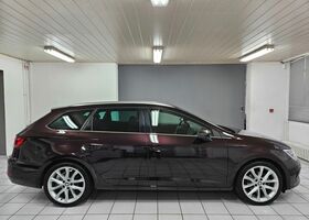 Червоний Сеат Leon, об'ємом двигуна 1.4 л та пробігом 55 тис. км за 20441 $, фото 4 на Automoto.ua