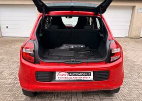 Рено Твинго 2015 в Европе на Automoto.ua Красный Рено Твинго, объемом двигателя 1 л и пробегом 31 тыс. км за 7599 $, фото 19 на Automoto.ua