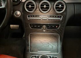 Мерседес Ц-Класс 2015 в Европе на Automoto.ua Белый Мерседес Ц-Класс, объемом двигателя 3 л и пробегом 191 тыс. км за 88900 $, фото 20 на Automoto.ua