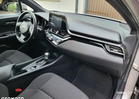 Тойота C-HR, об'ємом двигуна 1.8 л та пробігом 86 тис. км за 17451 $, фото 19 на Automoto.ua