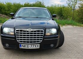 Крайслер 300C, об'ємом двигуна 3.52 л та пробігом 141 тис. км за 6371 $, фото 3 на Automoto.ua