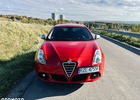 Альфа Ромео Giulietta 2012 у Європі на Automoto.ua Червоний Альфа Ромео Giulietta, об'ємом двигуна 1 л та пробігом 146 тис. км за 7482 $, фото 1 на Automoto.ua