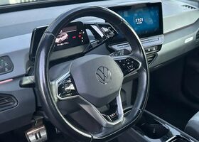 Фольксваген ID.3 2020 в Европе на Automoto.ua Зеленый Фольксваген ID.3, объемом двигателя 0 л и пробегом 104 тыс. км за 18379 $, фото 12 на Automoto.ua