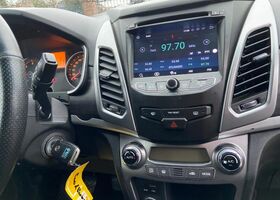 Сірий Cанг Йонг Korando, об'ємом двигуна 2.16 л та пробігом 183 тис. км за 10108 $, фото 10 на Automoto.ua