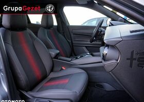 Альфа Ромео Джуніор 2025 у Європі на Automoto.ua Сірий Альфа Ромео Джуніор, об'ємом двигуна 1 л та пробігом 5 тис. км за 144715 $, фото 8 на Automoto.ua