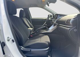 Мицубиси Эклипс 2019 в Европе на Automoto.ua Мицубиси Эклипс, объемом двигателя 1.5 л и пробегом 73 тыс. км за 14988 $, фото 22 на Automoto.ua