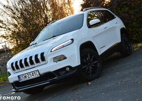 Джип Cherokee, об'ємом двигуна 1.96 л та пробігом 197 тис. км за 15076 $, фото 26 на Automoto.ua