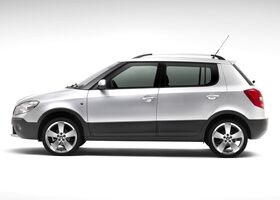 Шкода Фабия, Хэтчбек 2007 - н.в. II 1.2 i HTP 12V (69)