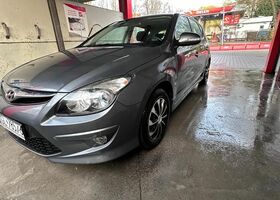 Хендай i30, об'ємом двигуна 1.4 л та пробігом 118 тис. км за 4644 $, фото 5 на Automoto.ua