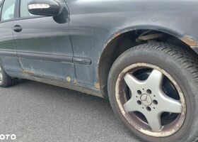 Мерседес Ц-Класс 2001 в Европе на Automoto.ua Черный Мерседес Ц-Класс, объемом двигателя 1 л и пробегом 256 тыс. км за 557 $, фото 5 на Automoto.ua