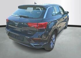 Фольксваген Ти-Рок 2021 в Европе на Automoto.ua Серый Фольксваген Ти-Рок, объемом двигателя 1.5 л и пробегом 44 тыс. км за 31486 $, фото 2 на Automoto.ua