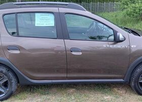 Дачія Sandero StepWay, об'ємом двигуна 0.9 л та пробігом 100 тис. км за 7173 $, фото 3 на Automoto.ua