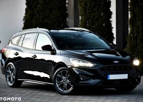 Форд Фокус, объемом двигателя 1.5 л и пробегом 110 тыс. км за 15097 $, фото 16 на Automoto.ua