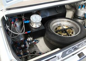 Білий Опель Аскона, об'ємом двигуна 2.41 л та пробігом 1000 тис. км за 204194 $, фото 17 на Automoto.ua