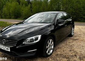 Вольво B60, объемом двигателя 1.5 л и пробегом 199 тыс. км за 12181 $, фото 1 на Automoto.ua