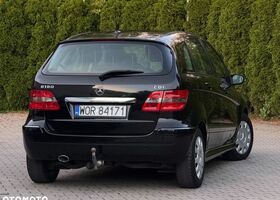 Мерседес Б-класс 2007 в Европе на Automoto.ua Черный Мерседес Б-класс, объемом двигателя 1 л и пробегом 284 тыс. км за 3124 $, фото 22 на Automoto.ua