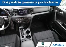 Кіа Sportage, об'ємом двигуна 1.59 л та пробігом 56 тис. км за 20734 $, фото 8 на Automoto.ua