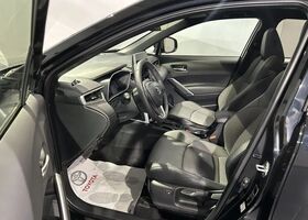 Тойота Corolla Cross 2024 у Європі на Automoto.ua Чорний Тойота Corolla Cross, об'ємом двигуна 1.99 л та пробігом 54 тис. км за 38341 $, фото 11 на Automoto.ua