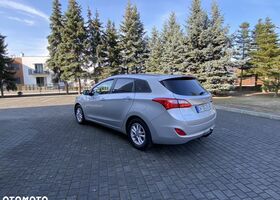 Хендай i30, объемом двигателя 1.4 л и пробегом 161 тыс. км за 5810 $, фото 6 на Automoto.ua