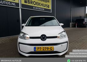 Фольксваген Ап 2017 в Европе на Automoto.ua Белый Фольксваген Ап, объемом двигателя 1 л и пробегом 96 тыс. км за 2900 $, фото 2 на Automoto.ua