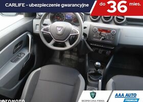 Дачия Duster, объемом двигателя 1 л и пробегом 40 тыс. км за 12095 $, фото 7 на Automoto.ua