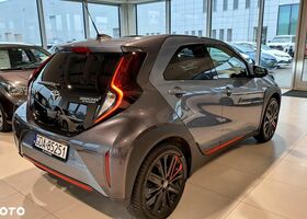 Тойота Aygo X, об'ємом двигуна 1 л та пробігом 1675 тис. км за 17257 $, фото 2 на Automoto.ua