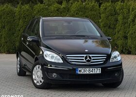 Мерседес Б-класс 2007 в Европе на Automoto.ua Черный Мерседес Б-класс, объемом двигателя 1 л и пробегом 284 тыс. км за 3124 $, фото 24 на Automoto.ua