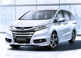 Honda Odyssey 2016 на тест-драйве, фото 2