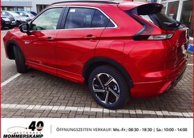 Мицубиси Eclipse Cross 2024 в Европе на Automoto.ua Красный Мицубиси Eclipse Cross, объемом двигателя 2.36 л и пробегом 10 тыс. км за 29480 $, фото 3 на Automoto.ua