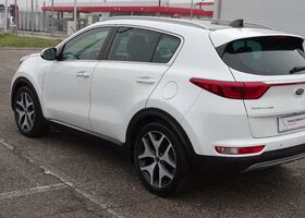 Білий Кіа Sportage, об'ємом двигуна 1.69 л та пробігом 121 тис. км за 21382 $, фото 3 на Automoto.ua