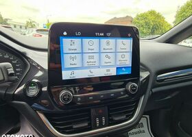 Форд Фієста 2022 у Європі на Automoto.ua Чорний Форд Фієста, об'ємом двигуна 1 л та пробігом 6 тис. км за 13293 $, фото 16 на Automoto.ua