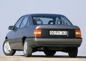 Опель Вектра, Седан 1988 - 1995 A 2.5 V6