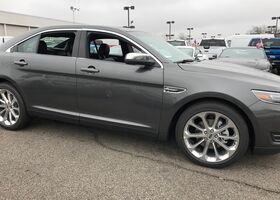 Ford Taurus 2018 на тест-драйве, фото 2
