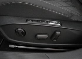 Фольксваген Гольф Варіант 2023 у Європі на Automoto.ua Чорний Фольксваген Гольф Варіант, об'ємом двигуна 1 л та пробігом 92 тис. км за 27329 $, фото 11 на Automoto.ua