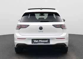 Фольксваген Golf GTE 2025 в Европе на Automoto.ua Белый Фольксваген Golf GTE, объемом двигателя 1.5 л и пробегом 26 тыс. км за 55800 $, фото 4 на Automoto.ua