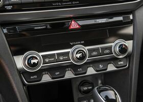 Hyundai Elantra 2019 на тест-драйве, фото 7