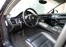 Чорний Порше Panamera, об'ємом двигуна 3.61 л та пробігом 188 тис. км за 30065 $, фото 9 на Automoto.ua