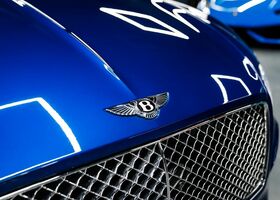 Синій Бентлі Continental GT, об'ємом двигуна 5.95 л та пробігом 70 тис. км за 175192 $, фото 2 на Automoto.ua