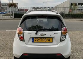 Шевроле Спарк 2012 в Европе на Automoto.ua Белый Шевроле Спарк, объемом двигателя 1 л и пробегом 365 тыс. км за 1577 $, фото 5 на Automoto.ua