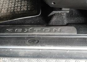 Cанг Йонг Rexton, об'ємом двигуна 2.7 л та пробігом 214 тис. км за 4104 $, фото 9 на Automoto.ua