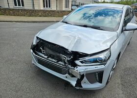 Сірий Хендай Ioniq, об'ємом двигуна 1.58 л та пробігом 91 тис. км за 8615 $, фото 5 на Automoto.ua