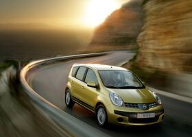Ніссан Ноут, Хетчбек 2005 - 2013 1.5 dCi MT (86 Hp)