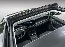 Фольксваген Tayron 2025 в Европе на Automoto.ua Черный Фольксваген Tayron, объемом двигателя 1.5 л и пробегом 10 тыс. км за 64361 $, фото 10 на Automoto.ua