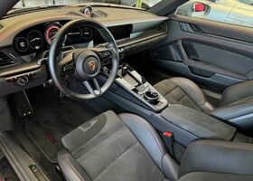 Сірий Порше 911, об'ємом двигуна 2.98 л та пробігом 7 тис. км за 201887 $, фото 4 на Automoto.ua
