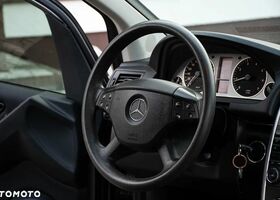 Мерседес Б-класс 2009 в Европе на Automoto.ua Серый Мерседес Б-класс, объемом двигателя 1 л и пробегом 219 тыс. км за 4819 $, фото 28 на Automoto.ua
